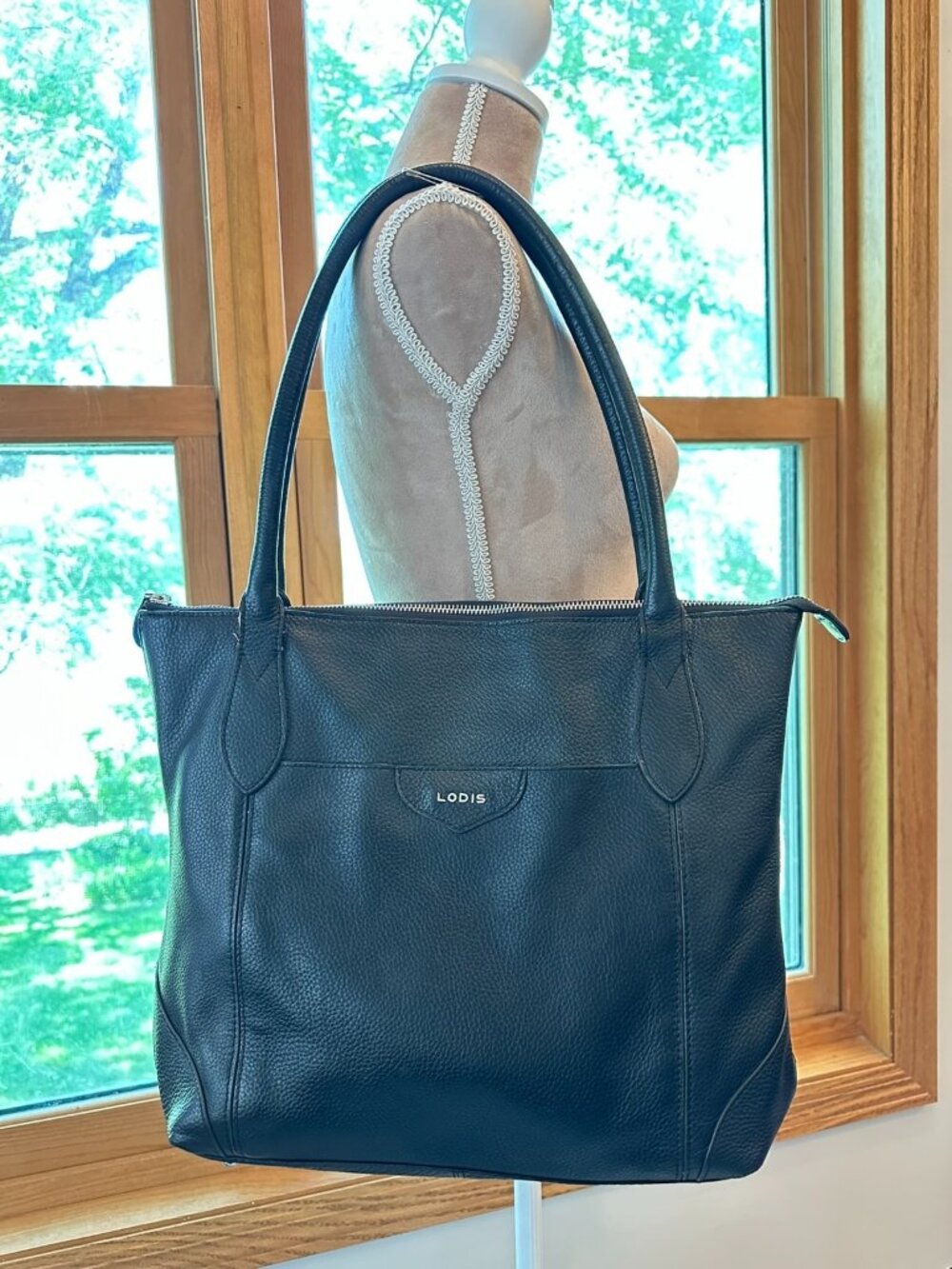 Lodis Black Pebbled Leather Tote Bag Shoulder Purse Floral Lining Work Travel - Picture 1 of 9